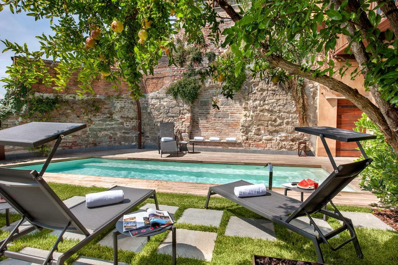 Il Cortile Di San Michele Panzió Guarene Kültér fotó